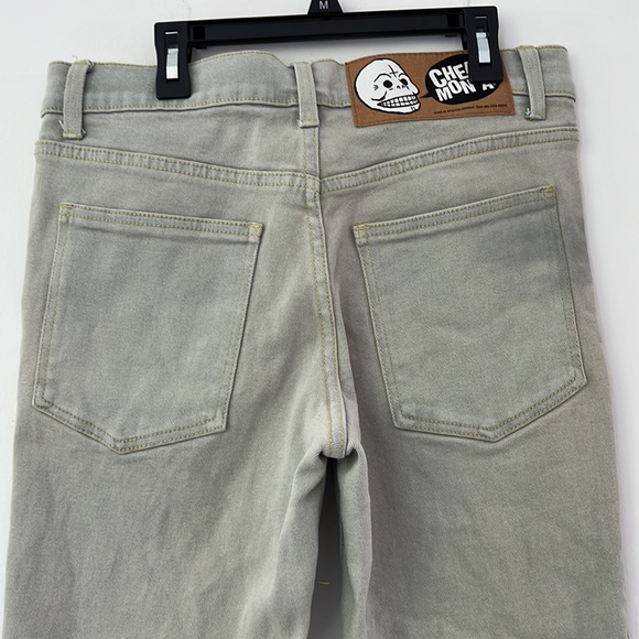 Cheap Monday Women’s Jeans size 31 in light gray Vintage cropped - Picture 6 of 8